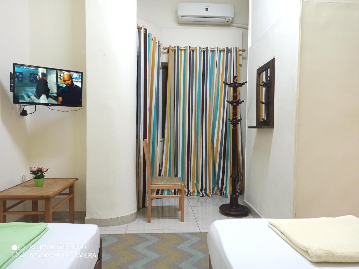 Golden Star Hostel Kairo Bagian luar foto