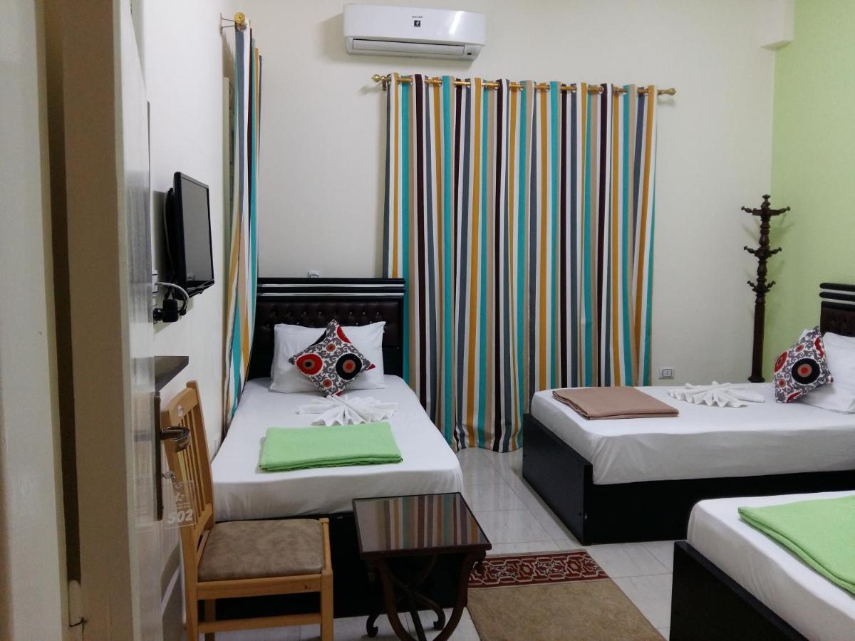 Golden Star Hostel Kairo Bagian luar foto